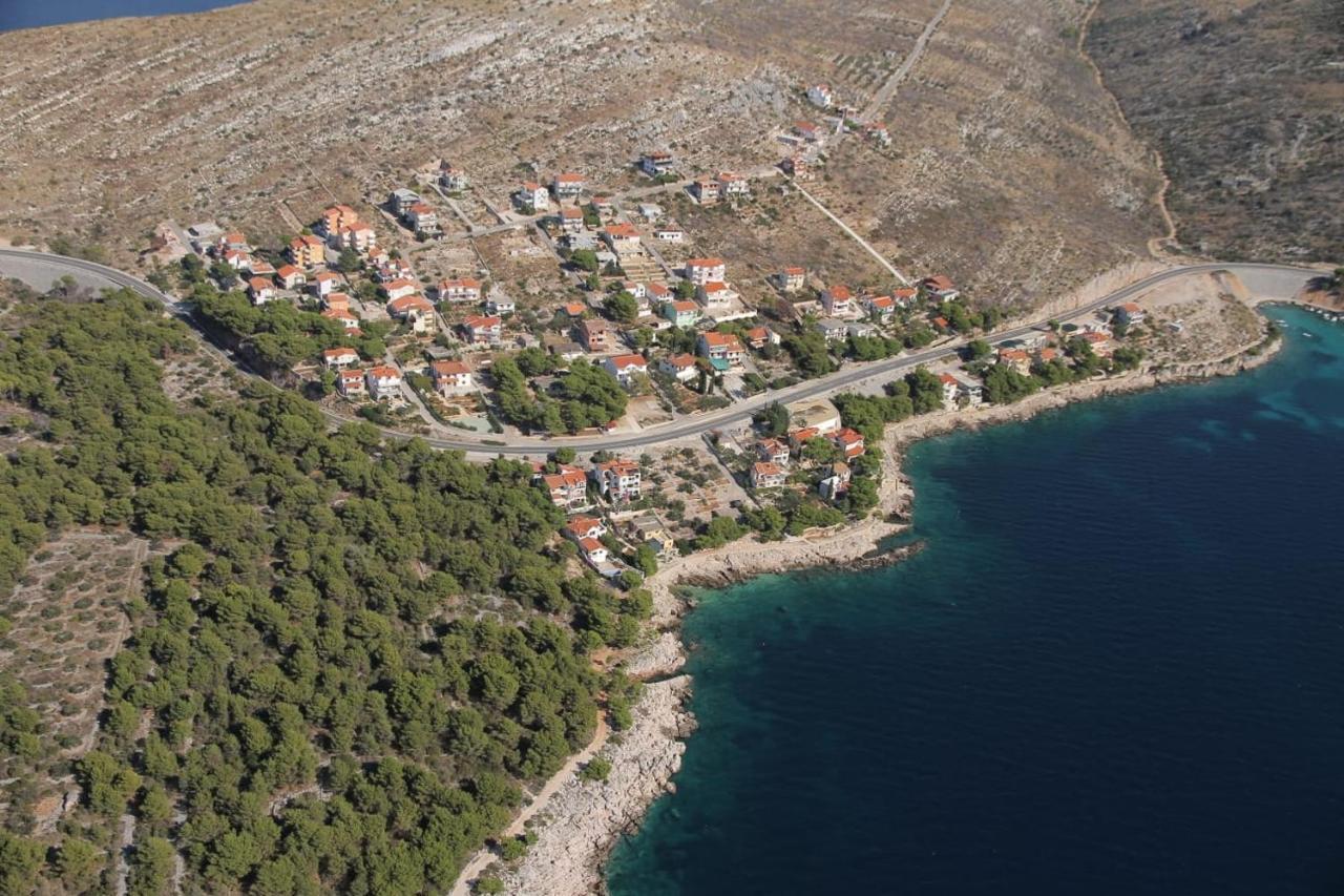 Apartments Bilo Near Primošten Eksteriør billede