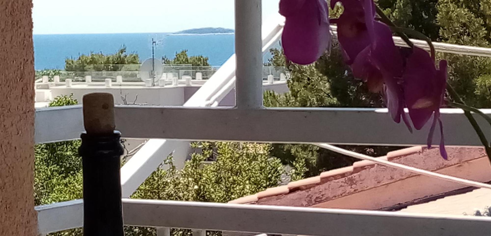 Apartments Bilo Near Primošten Værelse billede