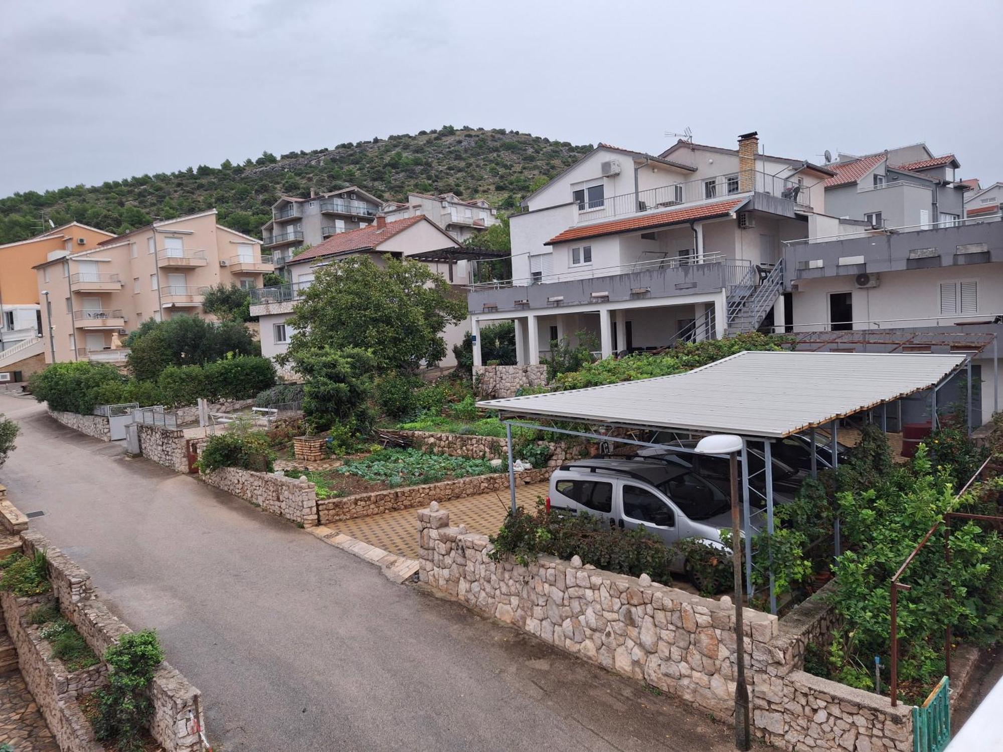 Apartments Bilo Near Primošten Eksteriør billede